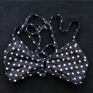 Jolyn vent top polka dot medium